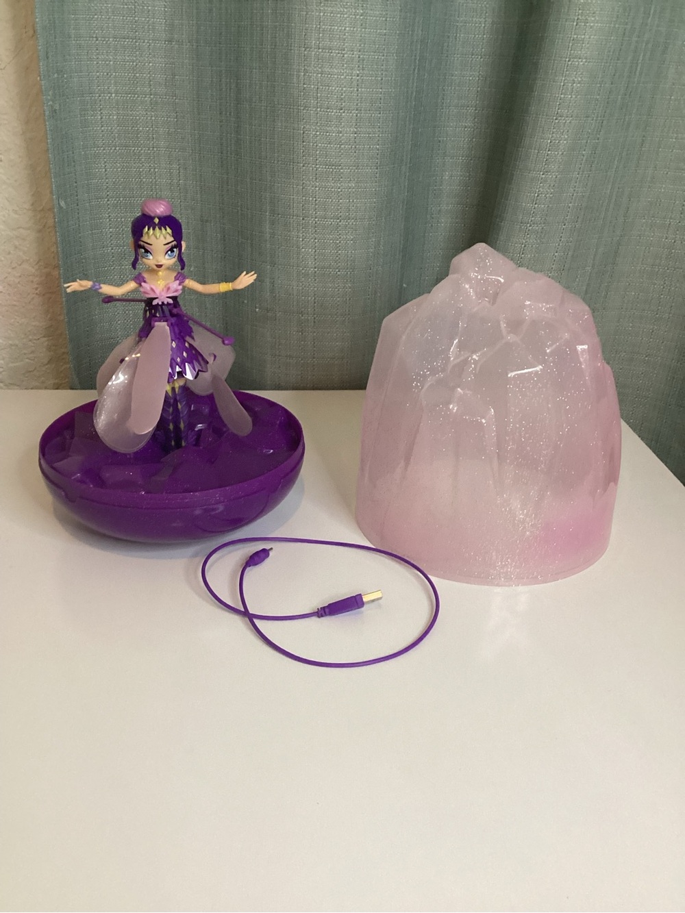 Spin Master Hatchimals Pixies Crystal Flyer Purple Flying Pixie  MagicFairy Toy